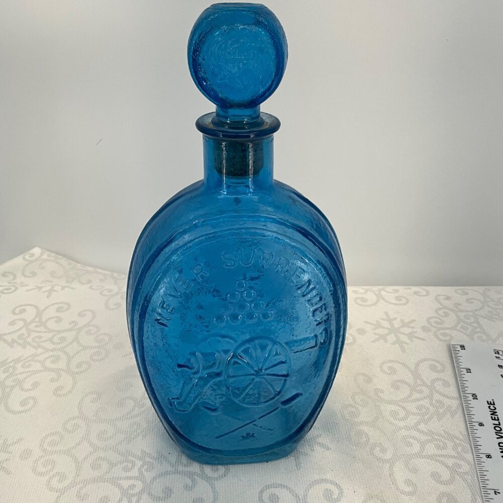 Vintage Ezra Brooks Blue American Eagle Decanter Embossed Never Surrender With S